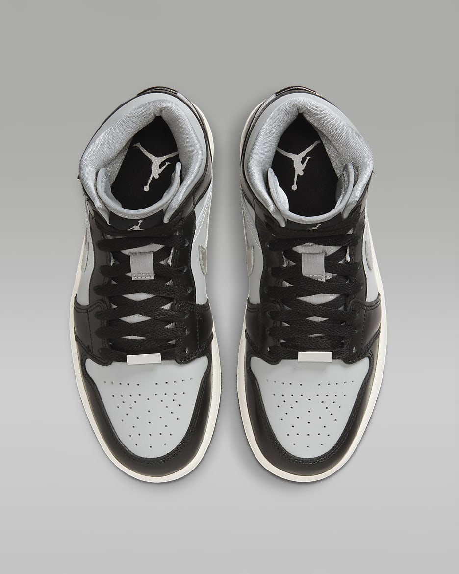 Air Jordan 1 Mid SE Women s Shoes. Nike